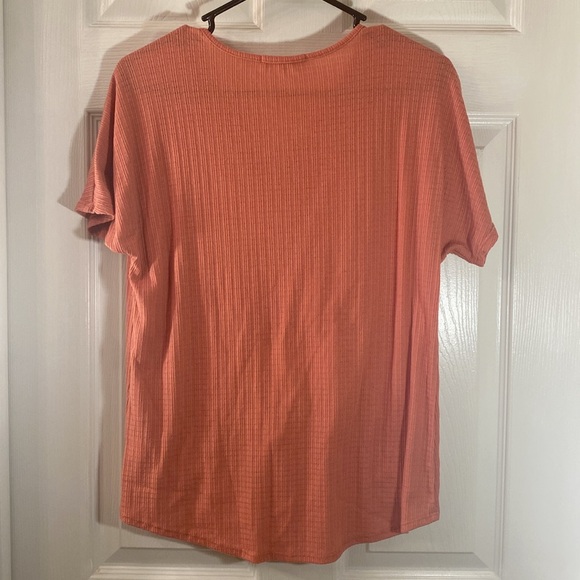 ABOVE AND BEYOND Pink Tie Knot Top - Picture 6 of 12